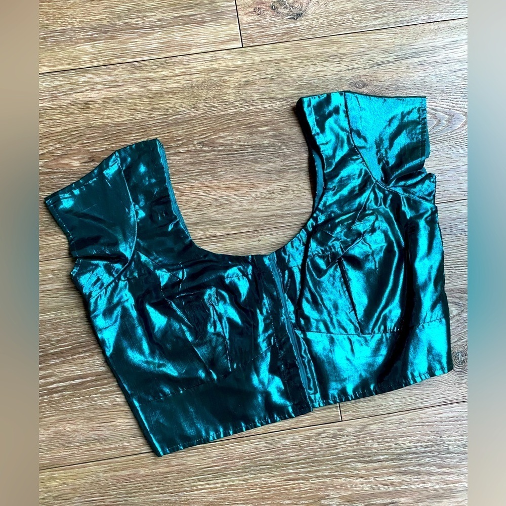 Vibrant Teal Shiny Crop Top Handmade in INDIA - Picture 2 of 7
